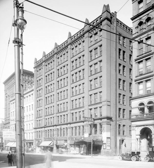 Garrick Theatre - Old Photo From Wayne State Library